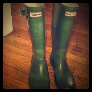Army Green Hunter rain boots size 8